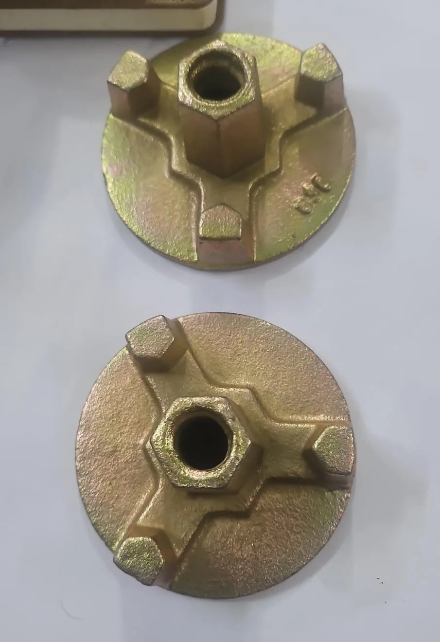 Anchor nut 628 g and 637 g