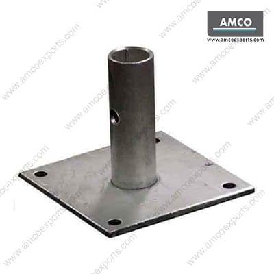 Base plate with pipe welding for scaffolding support