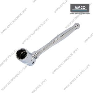 Scaffolding spanner for tightening scaffolding couplers and clamps