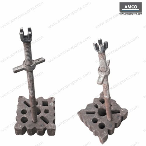 Scaffolding U Head Jack with adjustable threaded screw for slab formwork and beam support