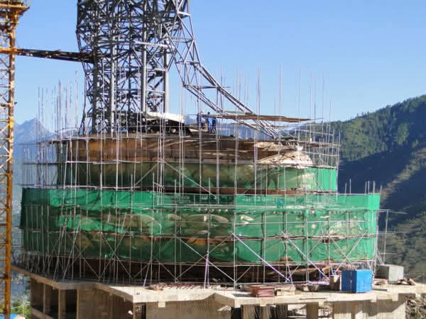 High-height scaffolding at Bhutan construction project